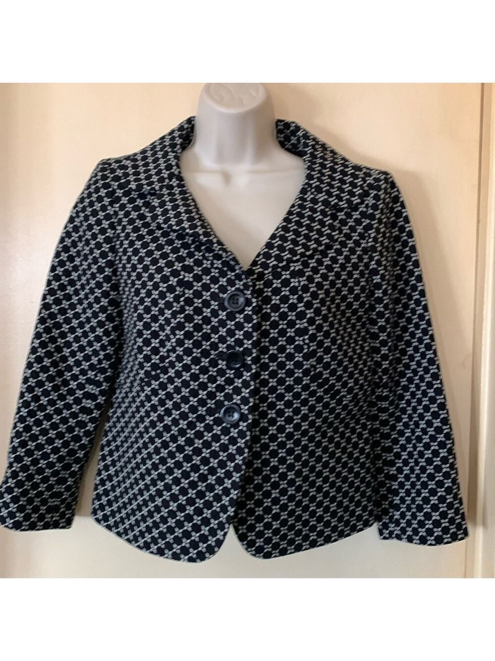 Ann Taylor Retro Black and White 3/4 sleeve jacket sz 2